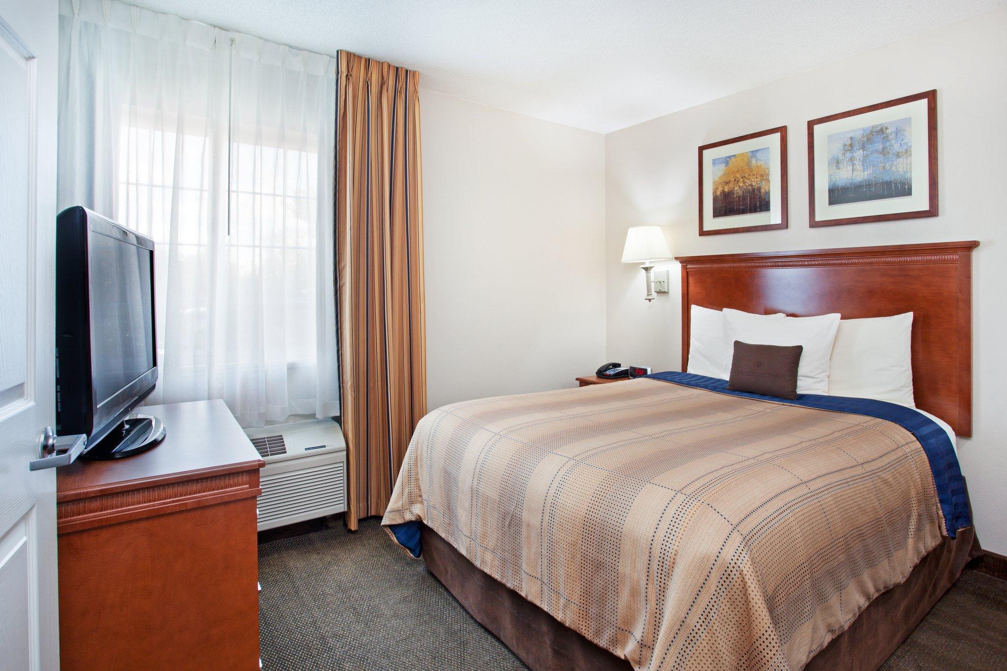 Candlewood Suites Huntersville-Lake Norman Area By Ihg Exterior foto